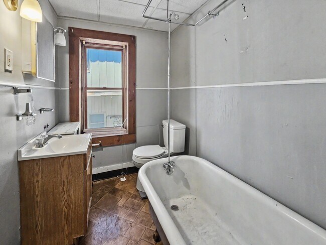 Foto del edificio - 1403 N Sumner Ave