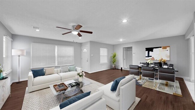 Foto del edificio - 4627 Maple St