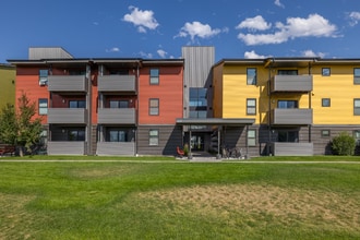 Building Photo - 228 S Cottonwood Rd