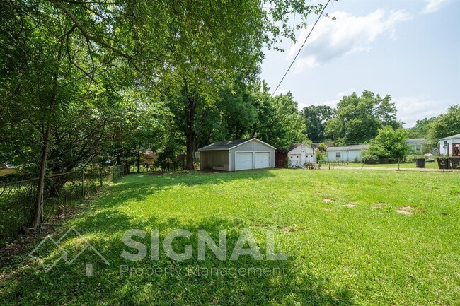 Foto del edificio - 3038 Highland Dr