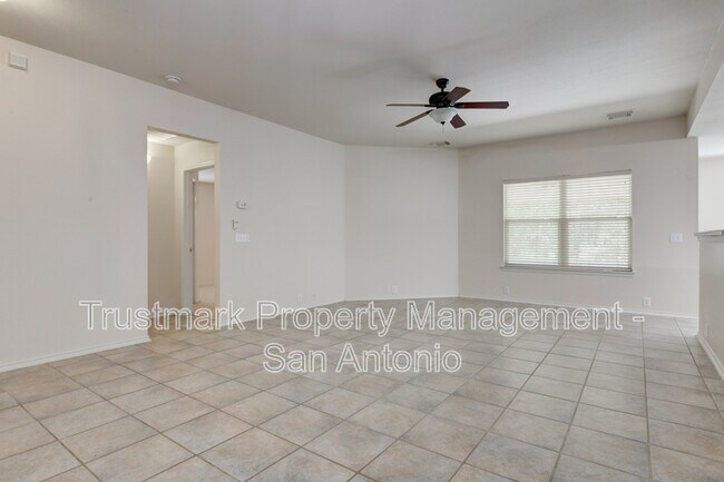 Foto del edificio - 1644 Cloudy Brook