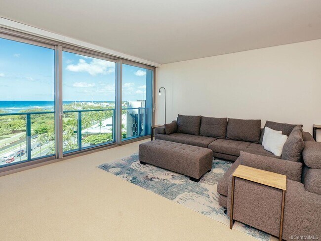 Building Photo - Hokua 9C - Stunning, Fully Furnished 2/2 i...