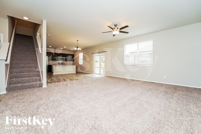 Foto del edificio - 1069 Cable St