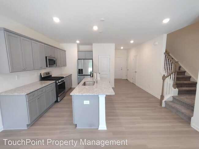 Building Photo - 3 br, 2.5 bath House - 231 Quinn road