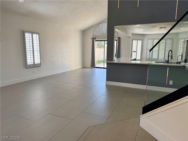 Building Photo - 9713 Horizon Hills Dr