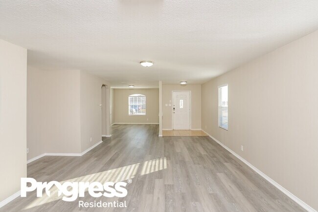 Foto del edificio - 125 Kaylee Chase
