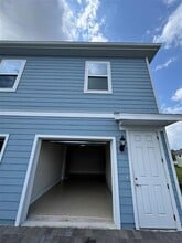 Building Photo - 6350 Rover Wy