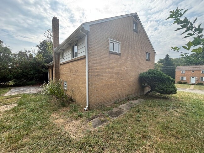 Foto del edificio - Tired of being a renter and want to own yo...