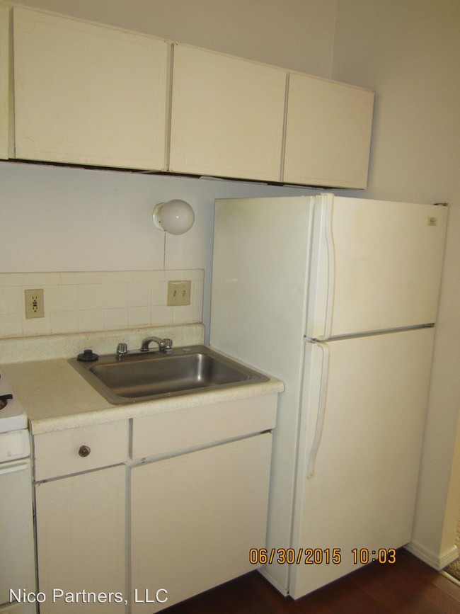 Building Photo - 2155 Hecht Ave