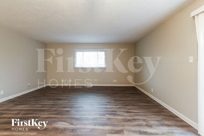 Foto del edificio - 3513 Monninger Dr