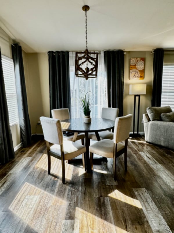 Foto del edificio - 1837 English Oak Dr