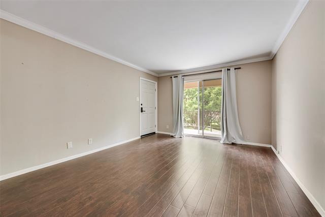 Foto del edificio - 7916 Royal Ln