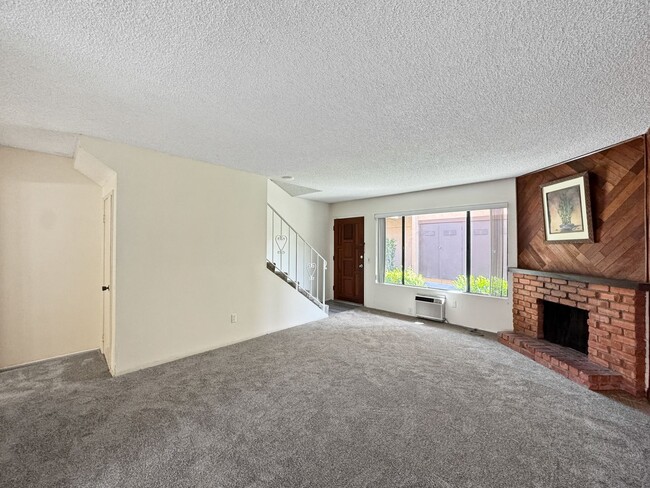 Foto del edificio - Beautiful 2B/1.5BA Condo in Mira Mesa!