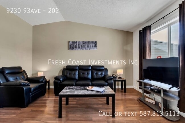Building Photo - 9230 93 Ave