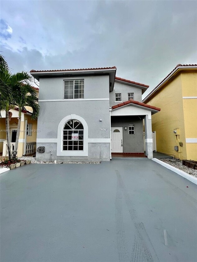 Foto principal - 7211 W 24th Ave