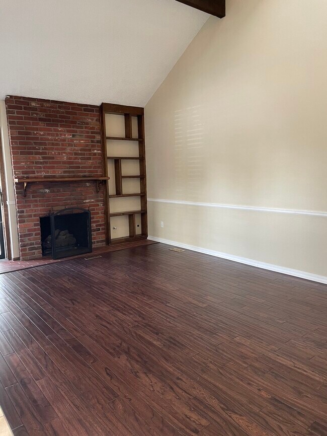 Building Photo - Beautiful Property in  South Park- Littleton