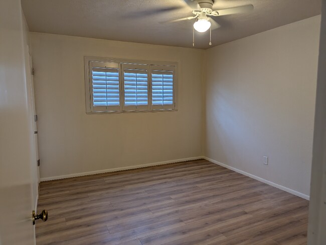 Foto del edificio - 7314 E Sheridan St