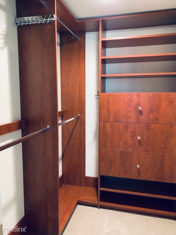 Building Photo - 1 br, 1 bath Condo - Velocity