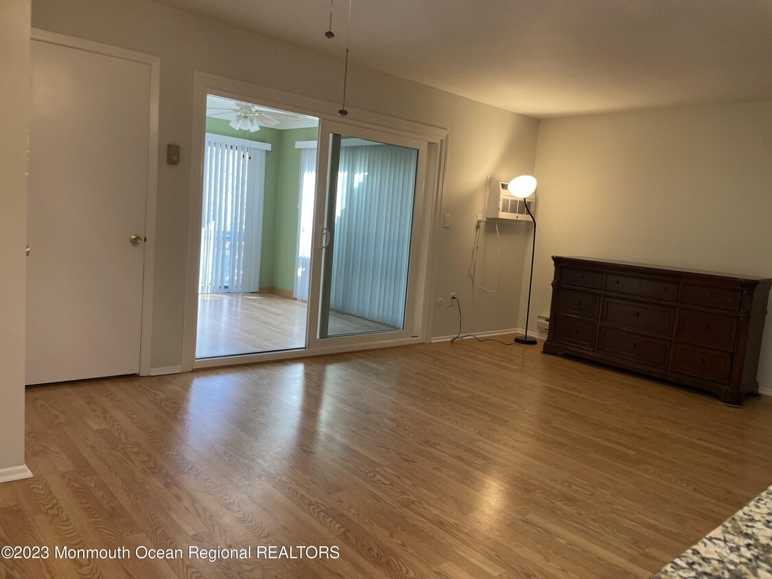 3 Medford Ct, Red Bank, NJ 07701 House Rental in Red Bank, NJ