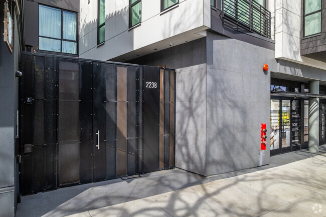Entrance - 2238-2254 Market St