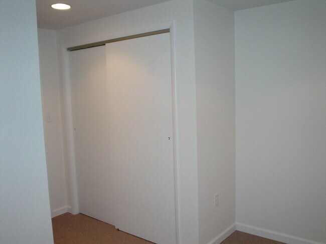 Building Photo - 7800 Cole Ave