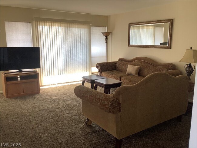 Foto del edificio - 682 Oakmont Ave