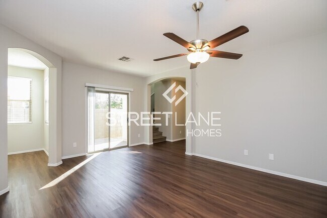 Building Photo - Now offering first full month free!!
