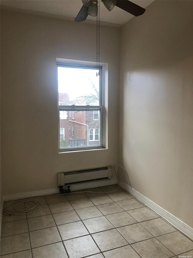 Building Photo - 30-11 85th St