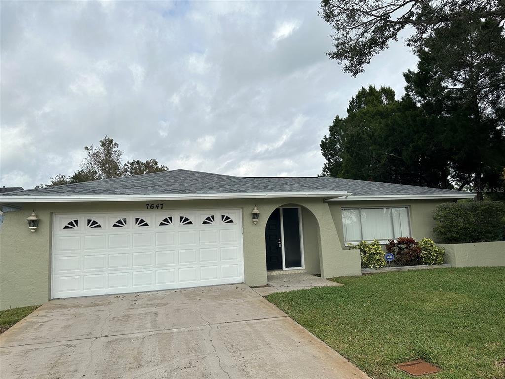 Foto principal - 7647 Gibraltar Ct N