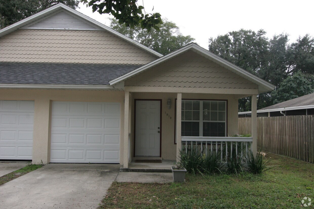 Foto del edificio - 1910 E Kaley Ave