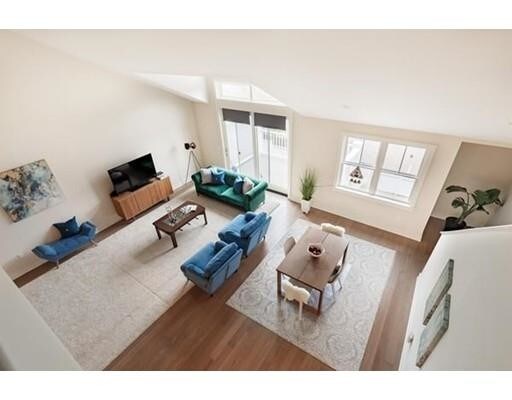 Foto principal - 77 Court St