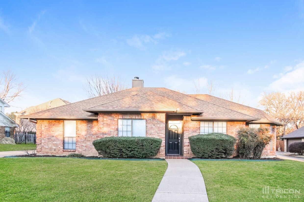 Foto principal - 1026 Chasemore Dr