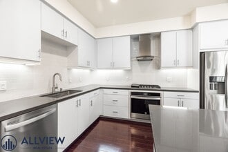 Building Photo - 1508 Nolita