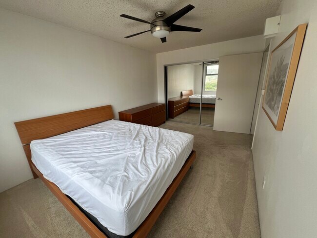 Dormitorio - 1133 Waimanu St