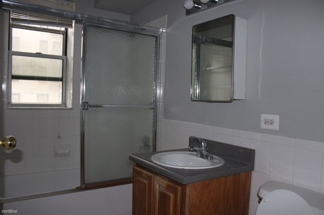 Foto del edificio - 1 br, 1 bath  - 1514 Sedgwick Ave 12H