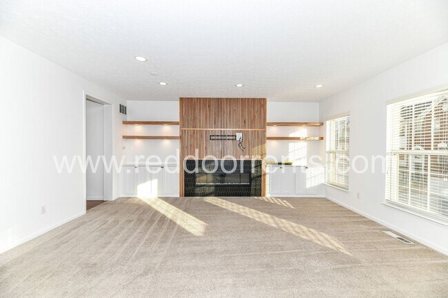 Foto del edificio - Coming soon!