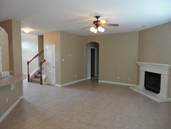 Building Photo - 18609 Dry Pond Drive