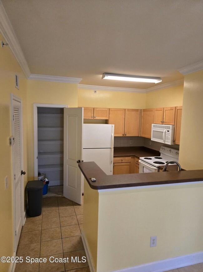 Building Photo - 6440 Borasco Dr