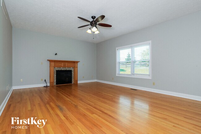 Foto del edificio - 4872 Willow Ridge Dr