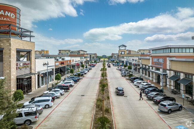 Residents of Pearland can visit the Pearland Town Center, an airy shopping complex.