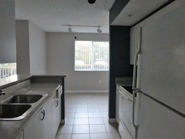 Foto del edificio - 3874 Lyons Rd