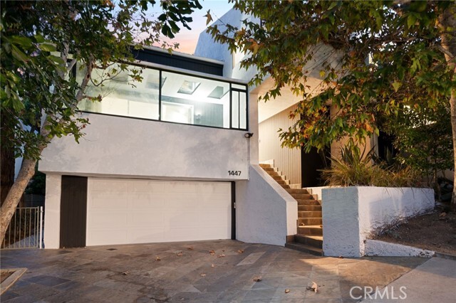 Foto principal - 1447 Kings Rd