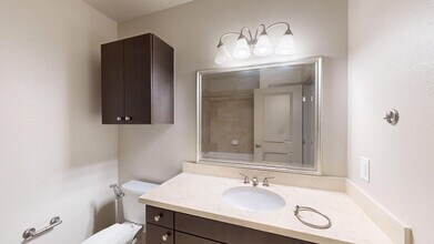 Interior Photo - 13th & Market