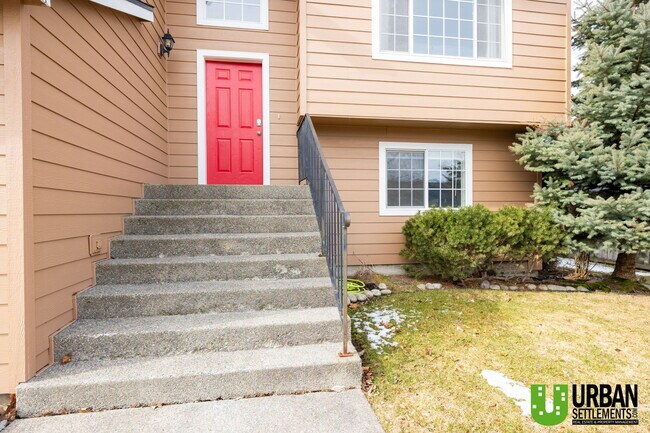 Building Photo - 1321 N Samantha Rd