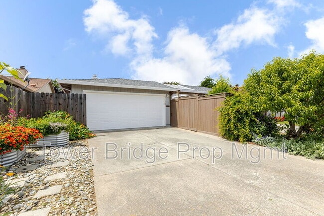 Foto del edificio - 3042 53rd St