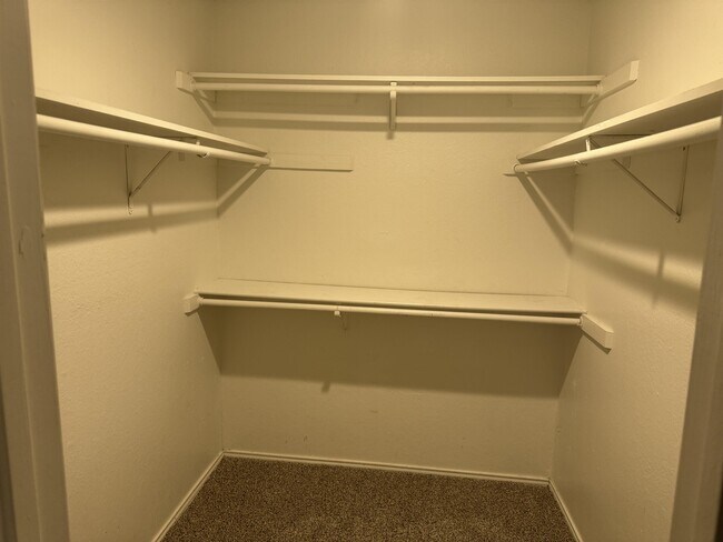 Foto del edificio - 5986 Westcreek Dr