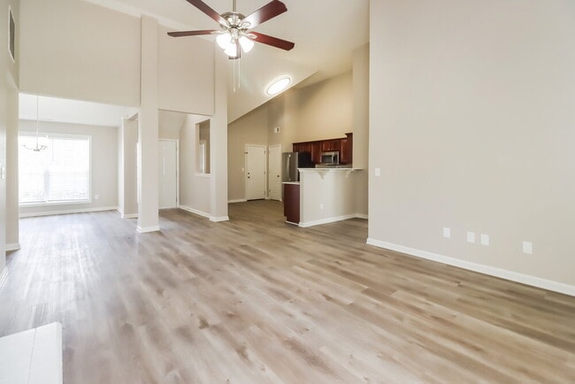 Building Photo - 215 Gilliam Ct