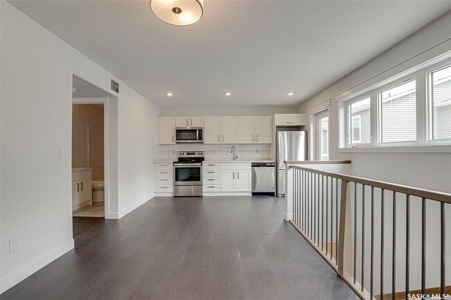 Photo du bâtiment - 401 Avenue L S