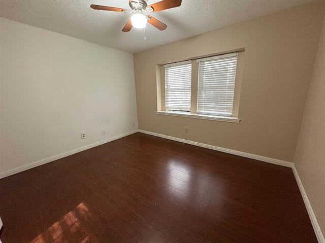 Foto del edificio - 1218 Meadowridge Dr