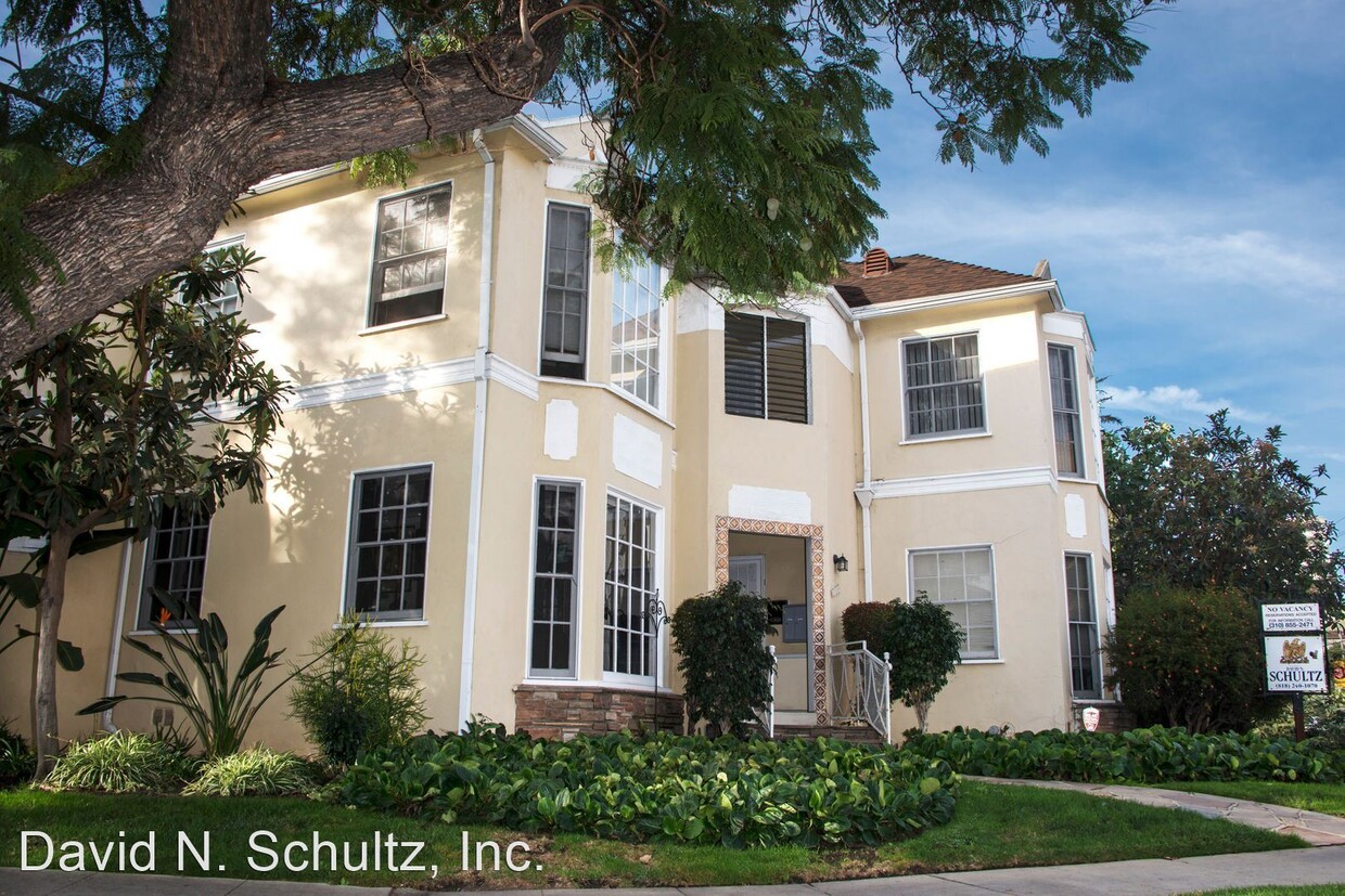 Building Photo - 4200 Los Feliz Blvd